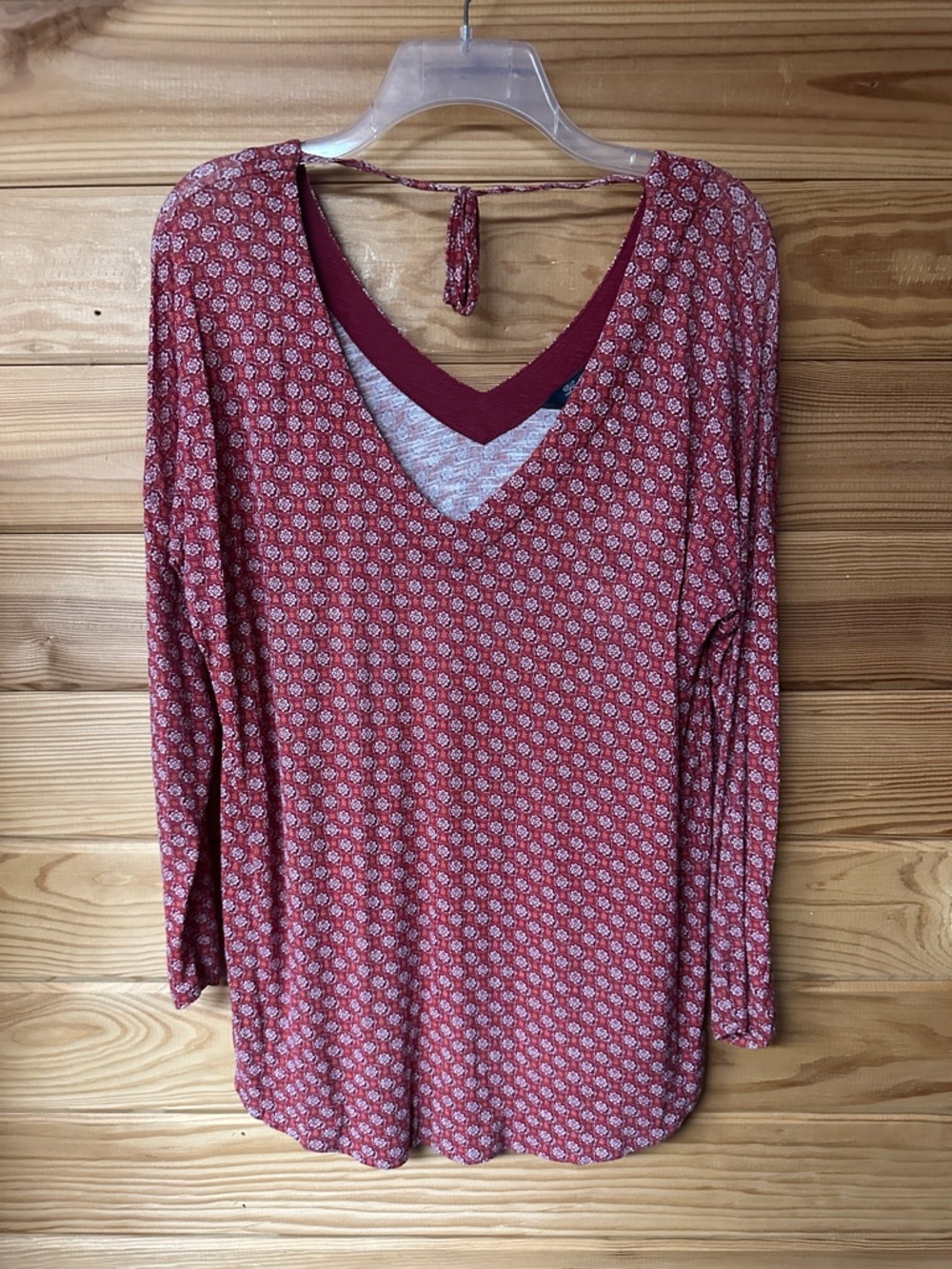 Lucky Brand Women’s Printed V-Neck Long Sleeve Top - Red Size L